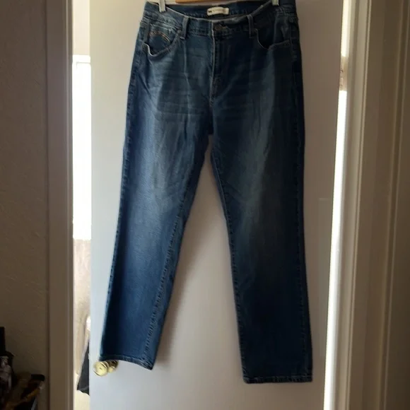 Levi’s 505 medium wash jeans straight leg - Picture 6 of 8
